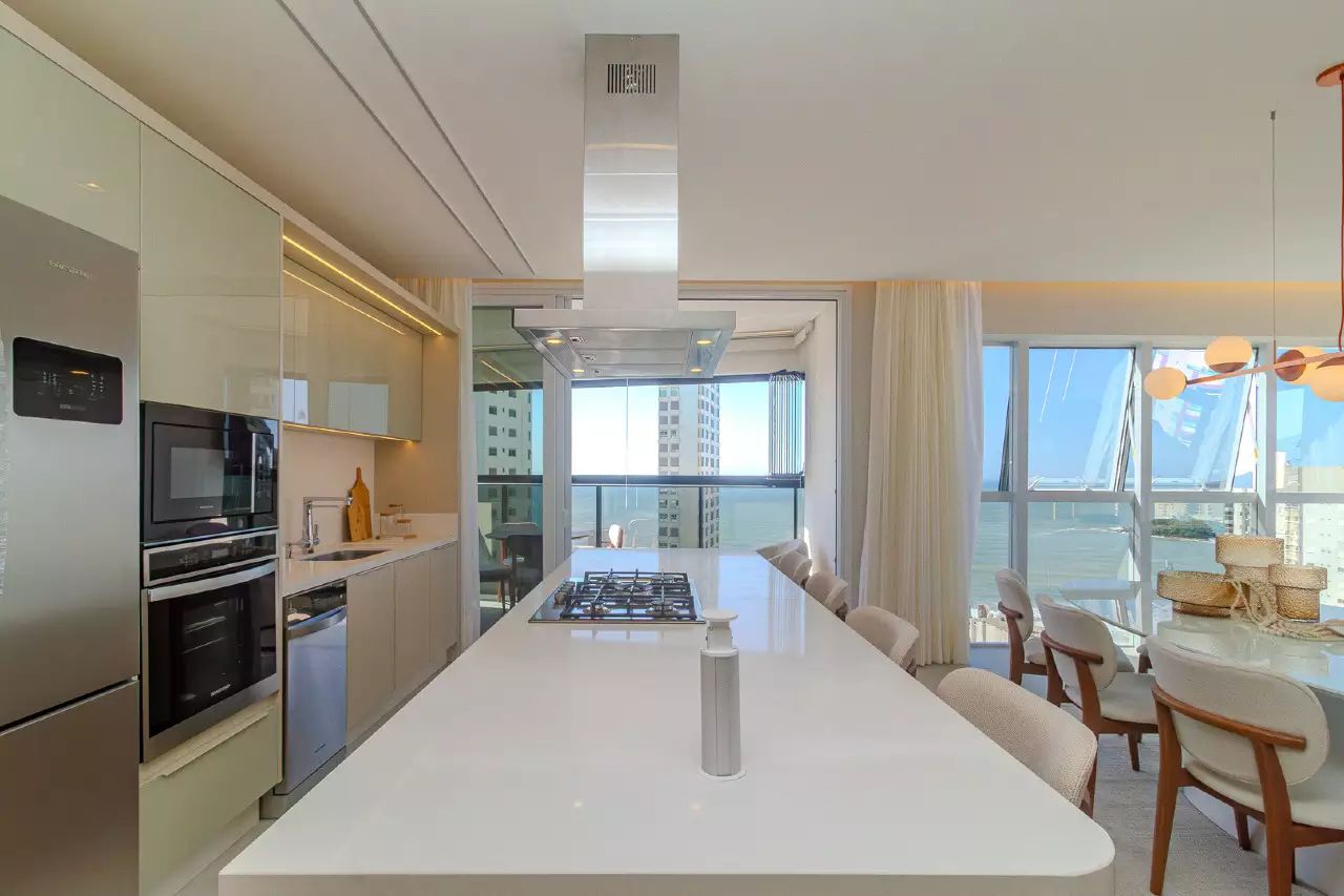Apartamento vista mar no Edifício Cyano Mare à venda no centro de Balneário Camboriú — foto 8