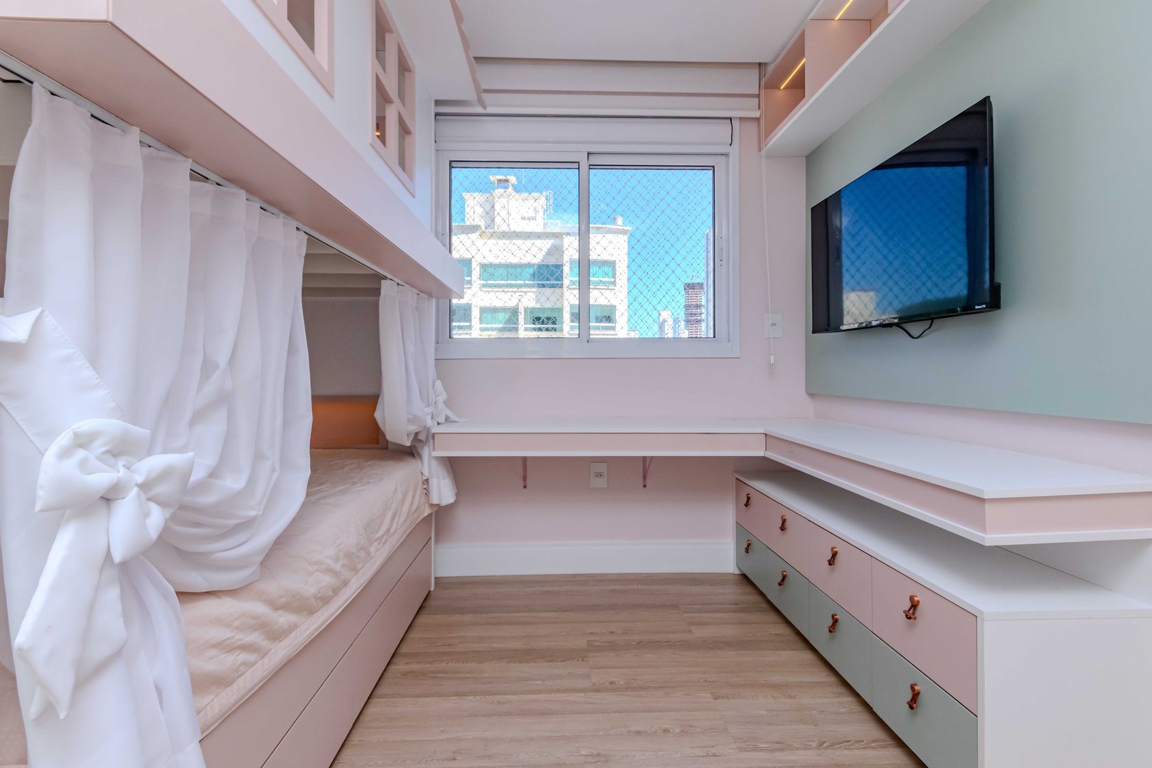 Cobertura no Edifício Porto Di Bari à venda no centro de Balneário Camboriú — foto 72