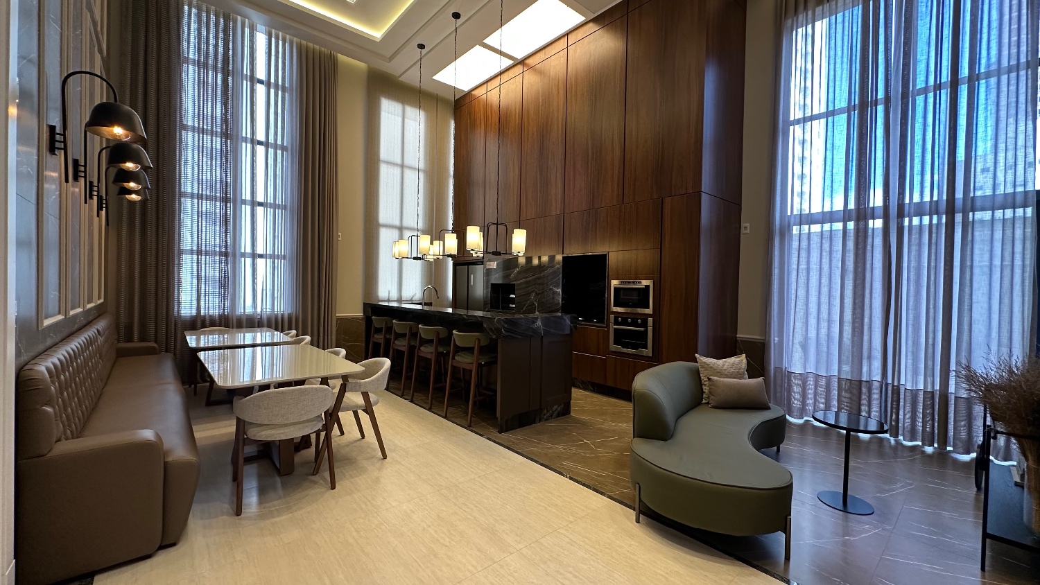 Apartamento no Edifício Hannover Residence à venda na Barra Sul em Balneário Camboriú — foto 24