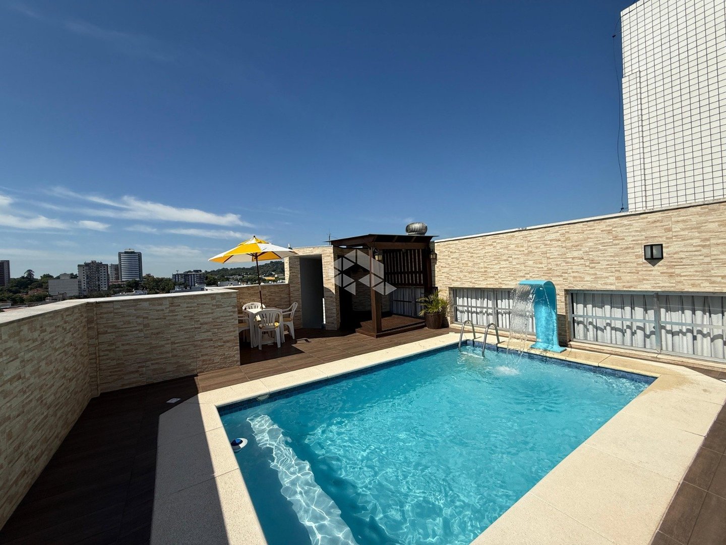 Cobertura Com 4 Quartos, 1 Vaga e 289m² - Foto 3