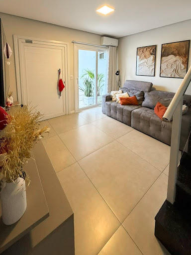 Duplex no Goiás com 3 dormitórios e suíte - Foto 7