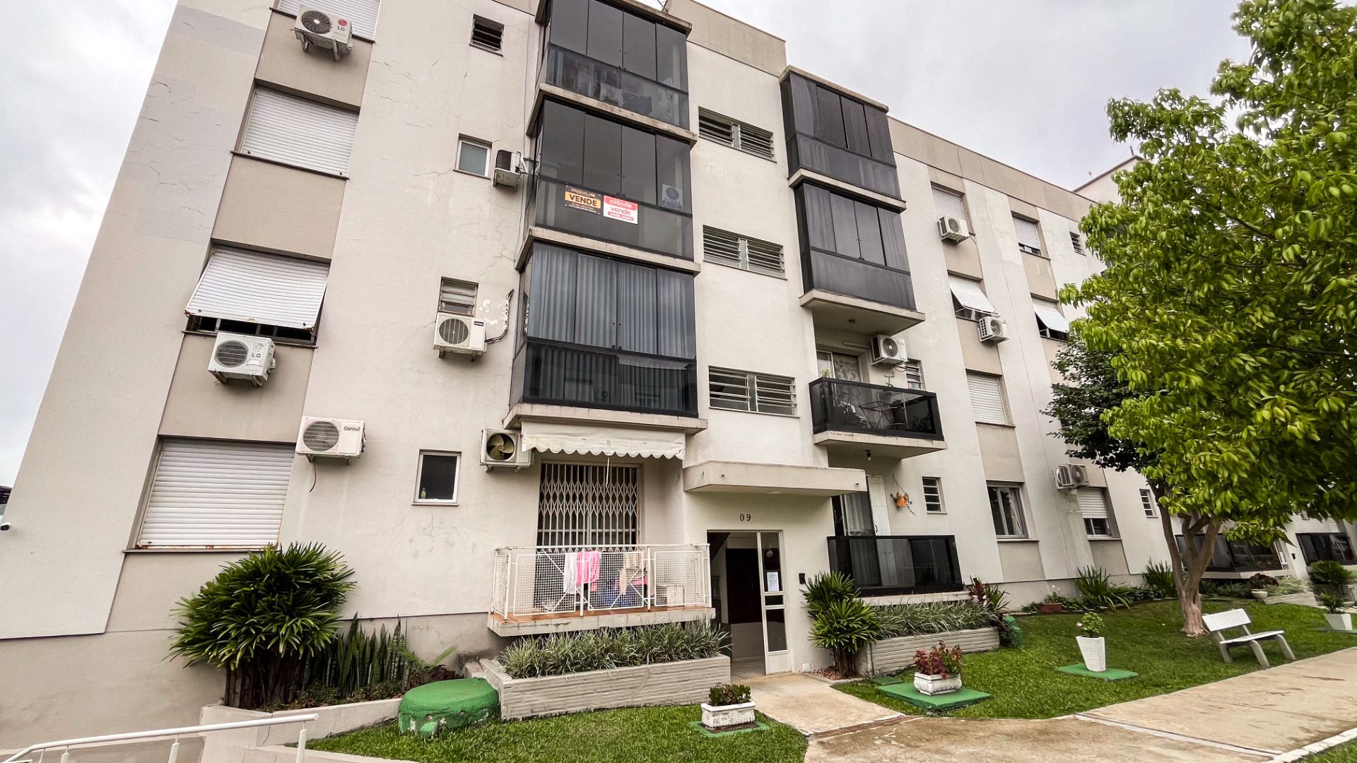 Apartamento no Universitário com 2 dormitórios - Foto 13