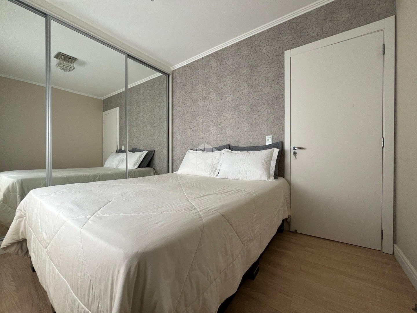 Apartamento com 2 quartos, 1 vaga e 57m² - Foto 11