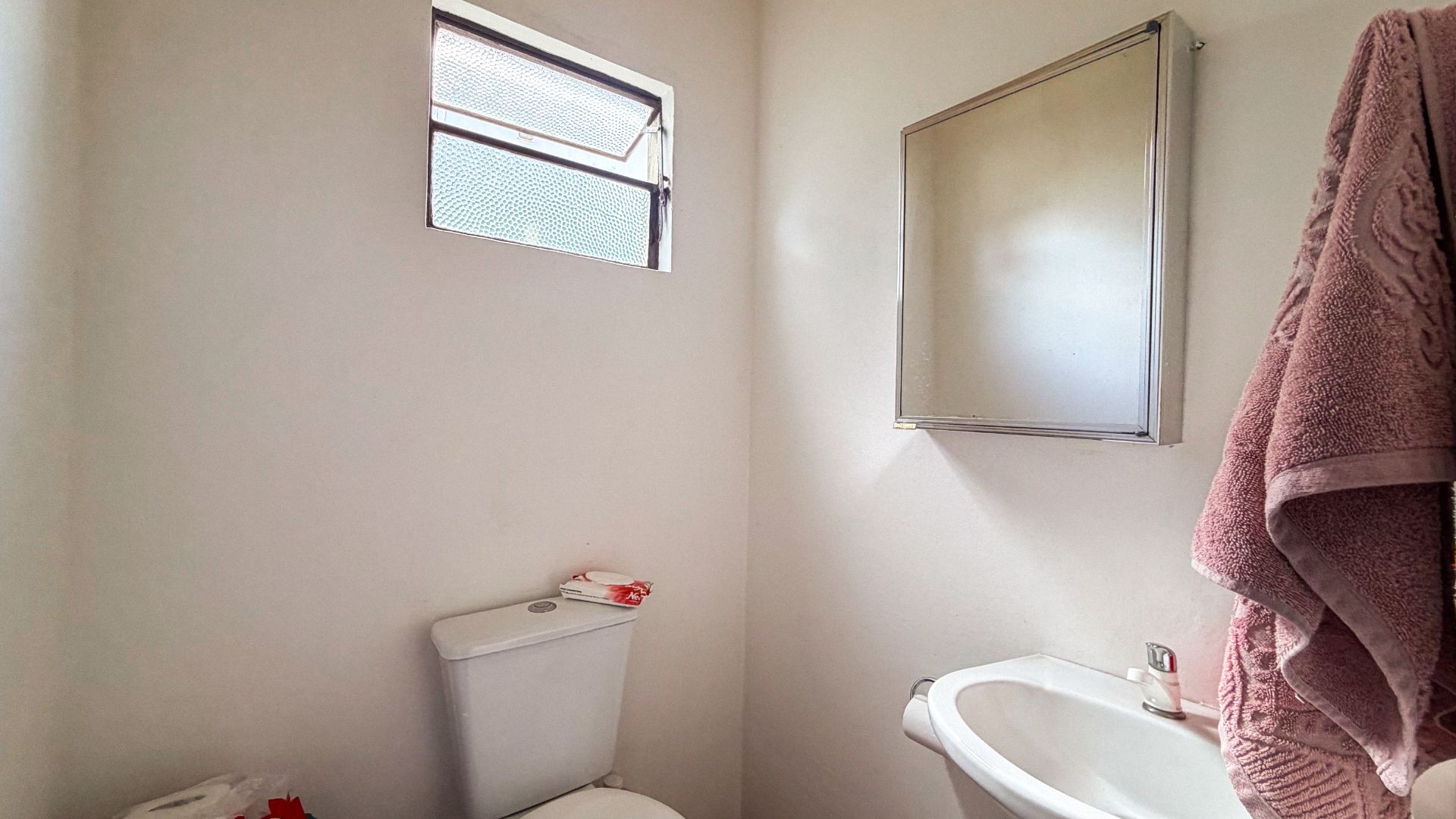 Casa no Higienópolis com 3 dormitórios e pátio amplo - Foto 14