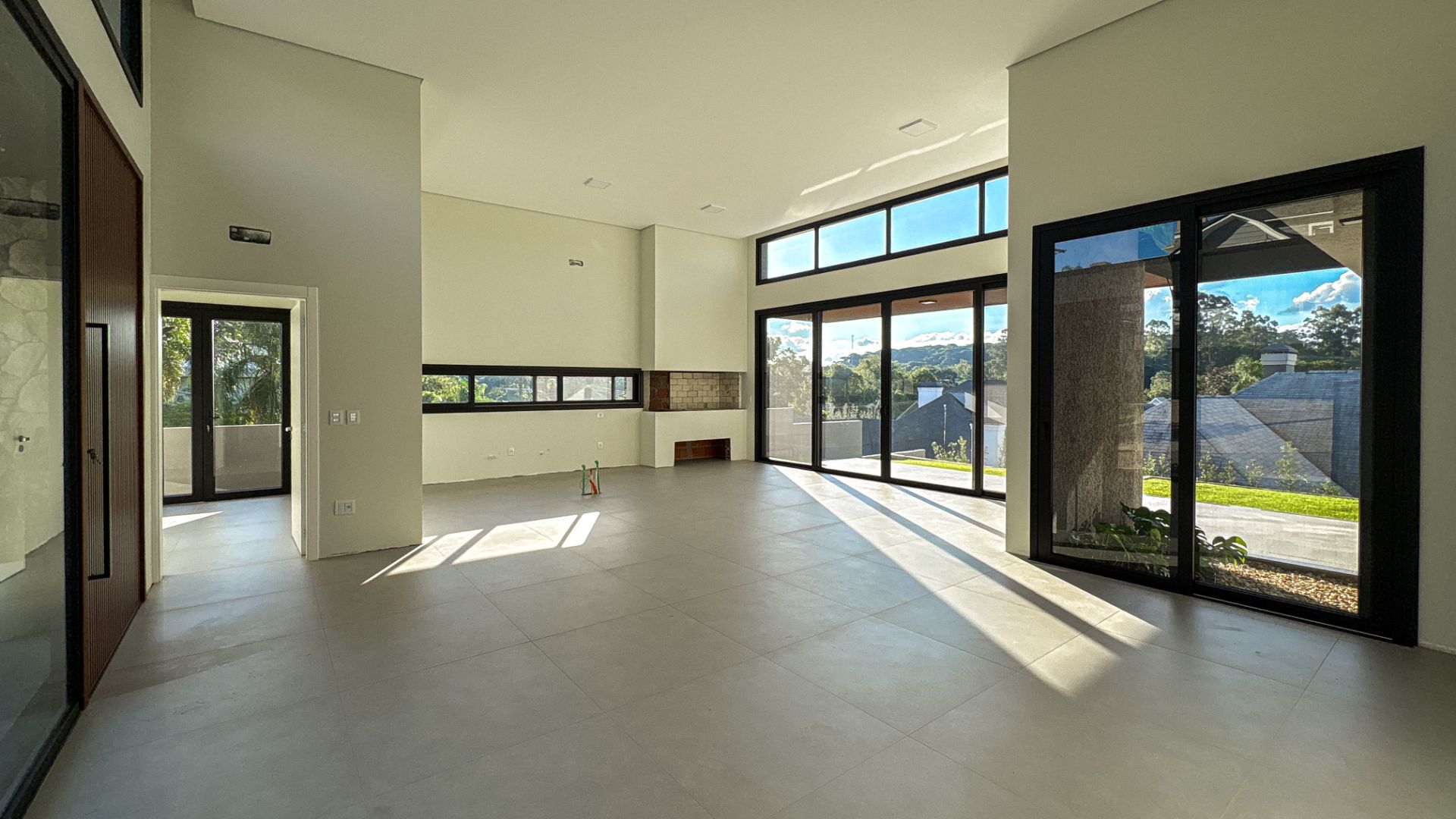 Casa no Condomínio Serra Azul com 3 dormitórios e área gourmet - Foto 6