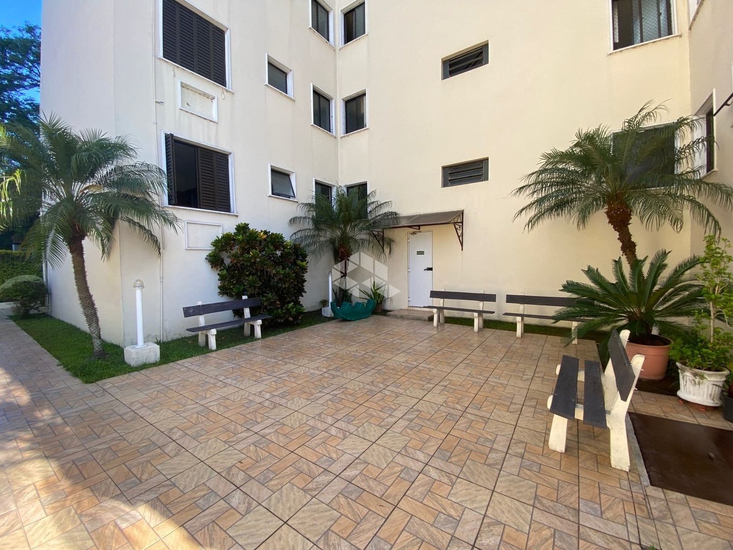 Apartamento com 2 quartos, 2 vagas e 75.92m² - Foto 14