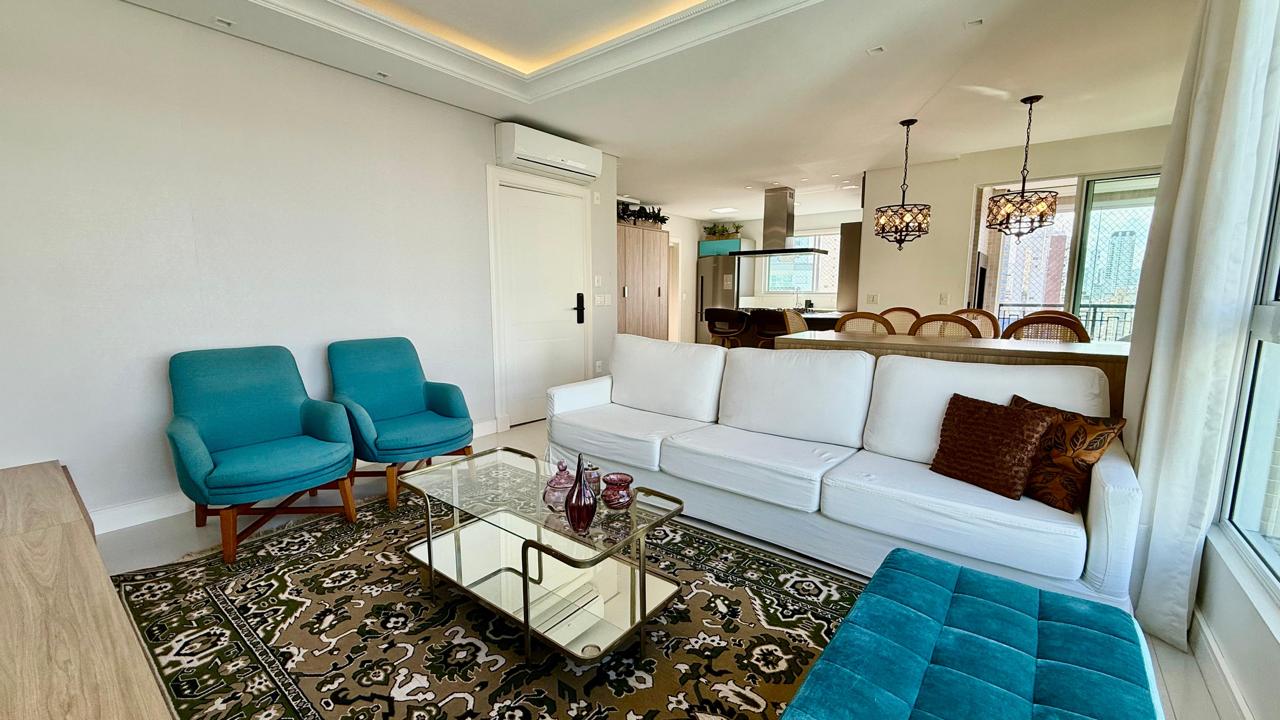 Apartamento no Edifício Parigi à venda no centro de Balneário Camboriú