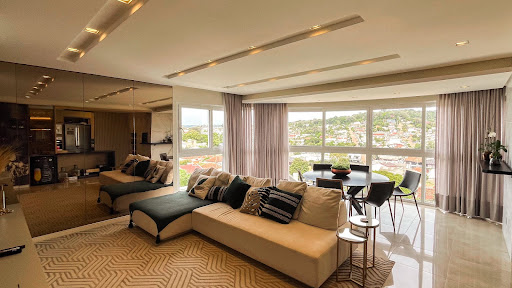 Apartamento no centro com 3 dormitórios e suíte