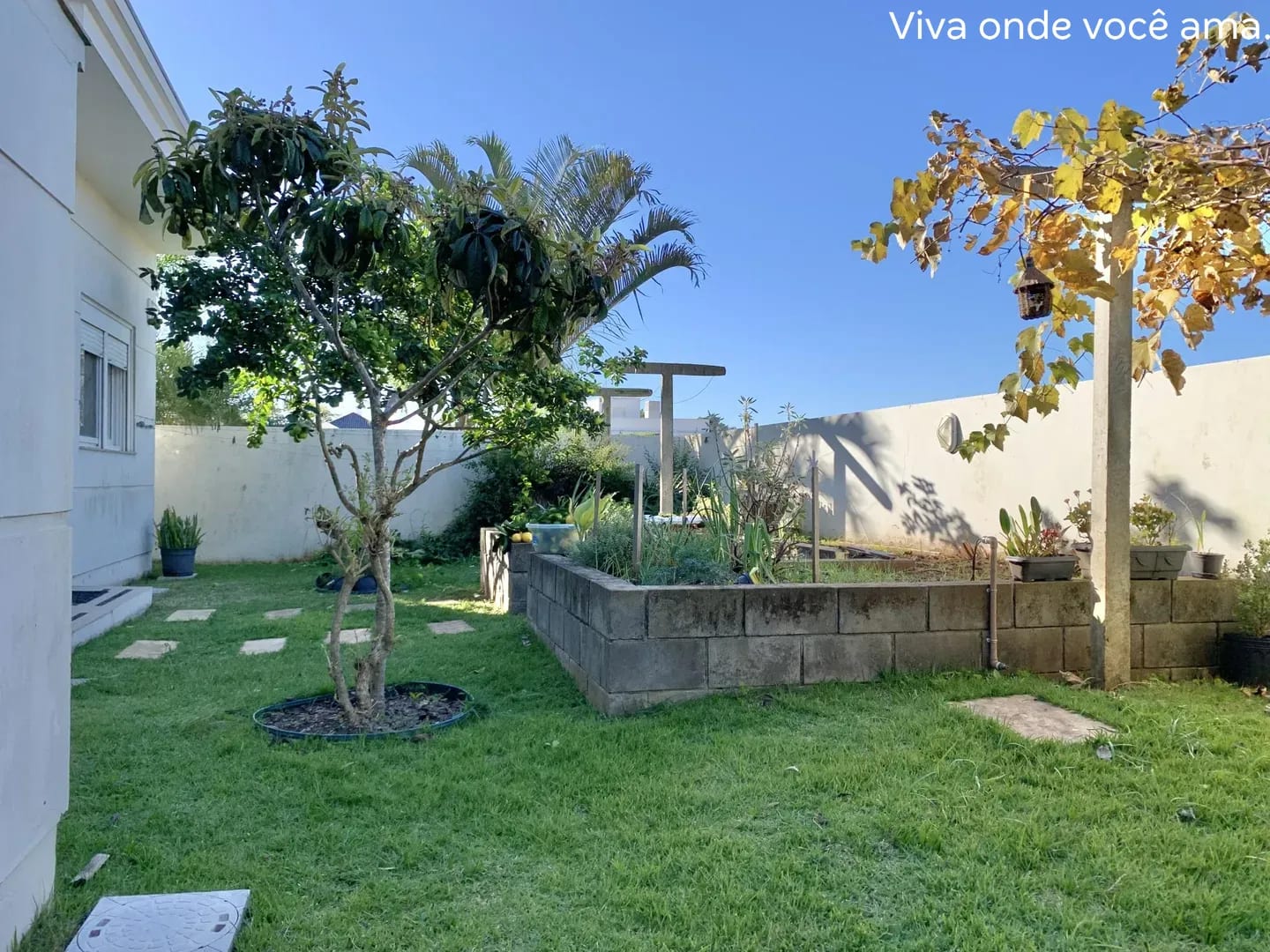 Casa 4 dormitórios de esquina no condomínio Terra Madre - Foto 13