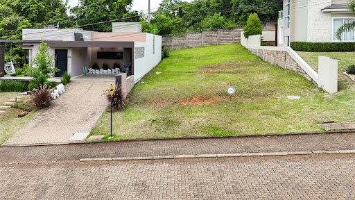 Terreno no Condomínio Belle Ville com 336 m²  - Foto 10