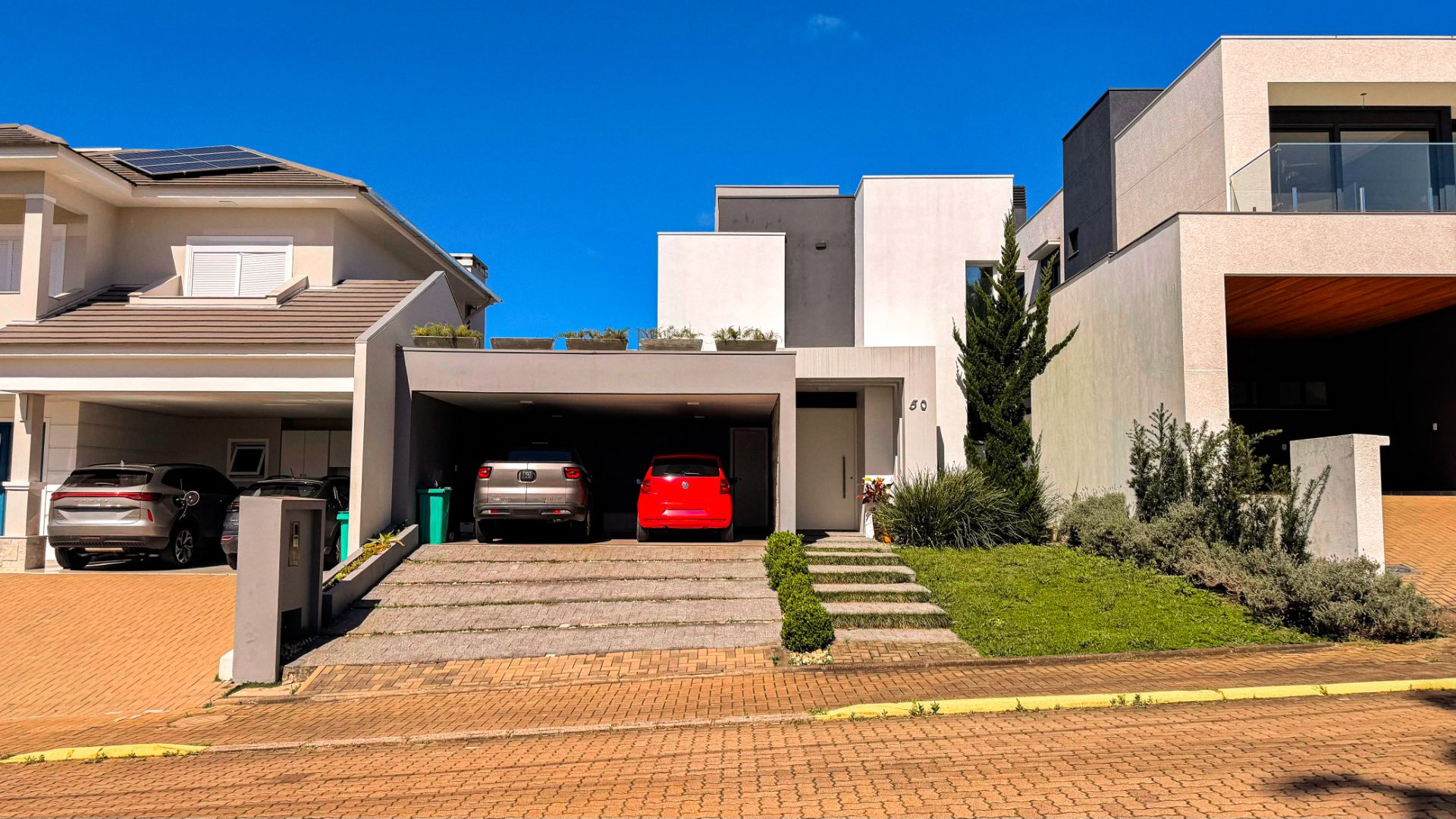 Casa no Condomínio Belle Ville com 3 Suítes