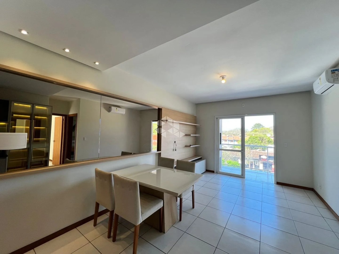 Apartamento com 2 quartos, 1 vaga e 66.42m² - Foto 12