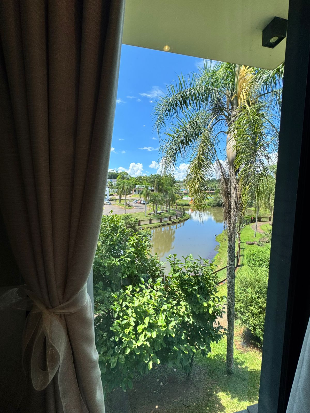 Casa com vista para o lago no Condomínio Belle Ville - Foto 23