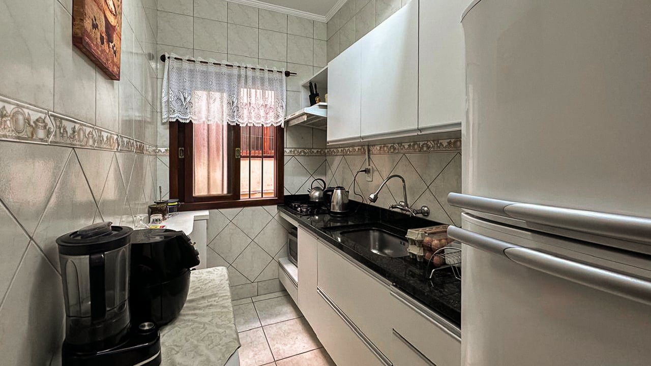 Casa no Goiás com 3 dormitórios e piscina - Foto 25