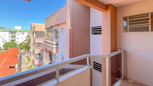 Apartamento Residencial Flamboyant com 3 dormitórios e suíte