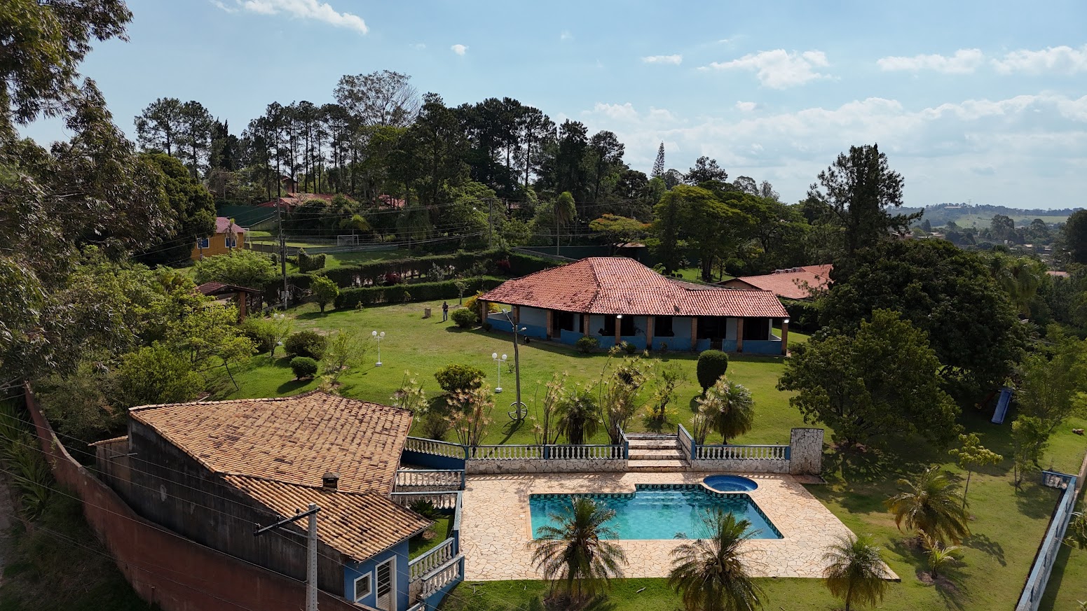 Chácara em Condomínio com 5 quartos, Mairinque - R$ 860 mil, Cod: CO-1383