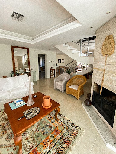 Casa no Santo Inácio com 3 dormitórios e pátio com piscina - Foto 7