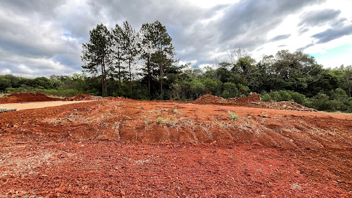 Terreno no Loteamento La Sierra com 421m² - Foto 3
