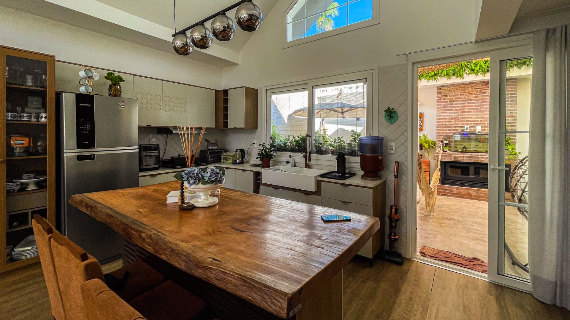 Casa no Centro com 3 dormitórios e área gourmet - Foto 7