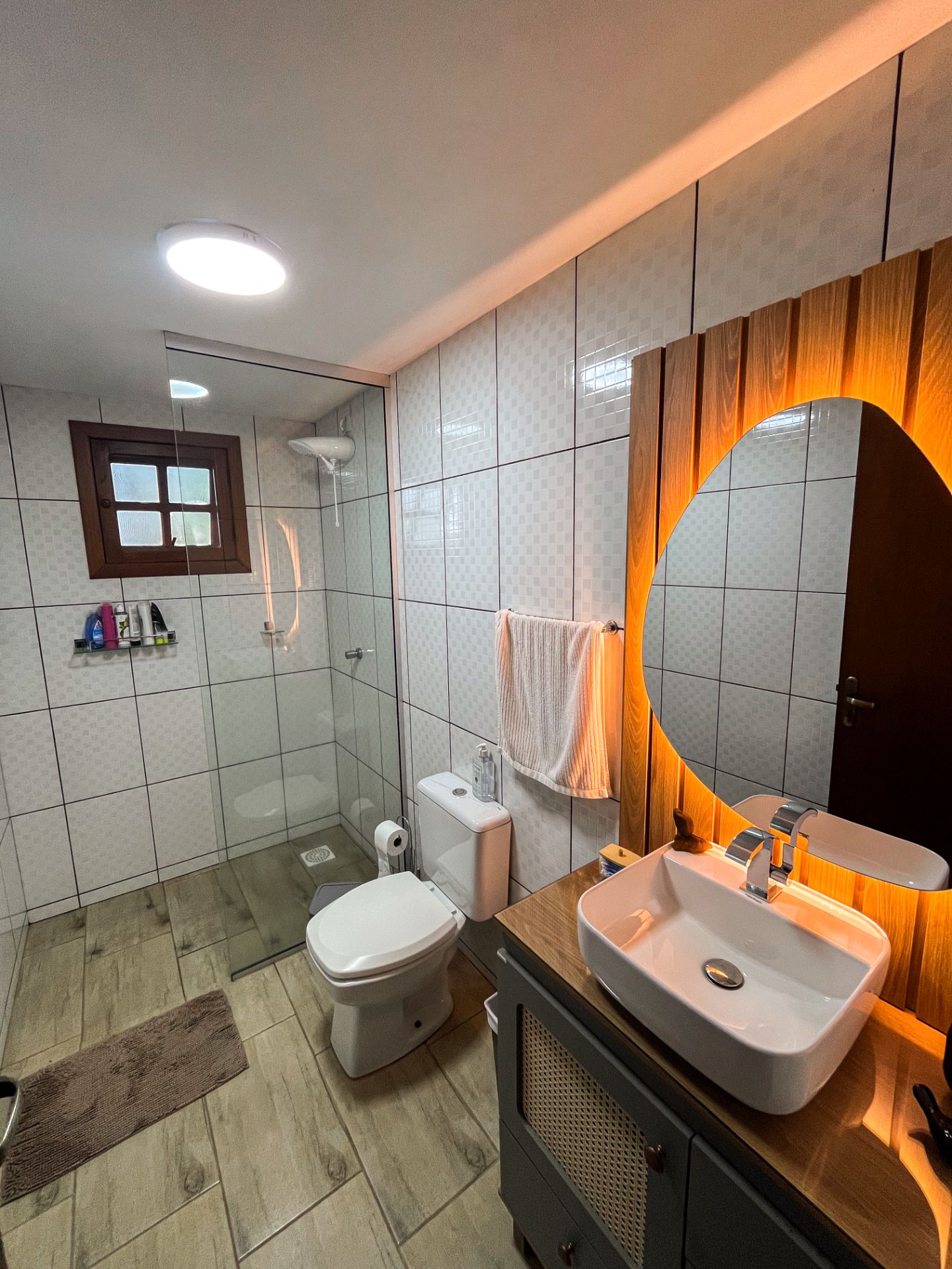 Chácara no Country com 2 dormitórios, suíte, piscina e sauna - Foto 10