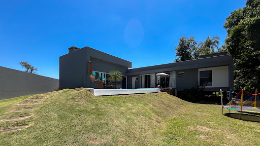 Casa no Royal Country com 3 Dormitórios e piscina - Foto 8
