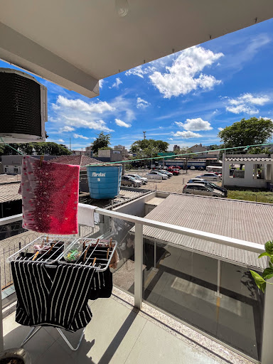Apartamento no Centro com 2 dormitórios e sacada - Foto 12