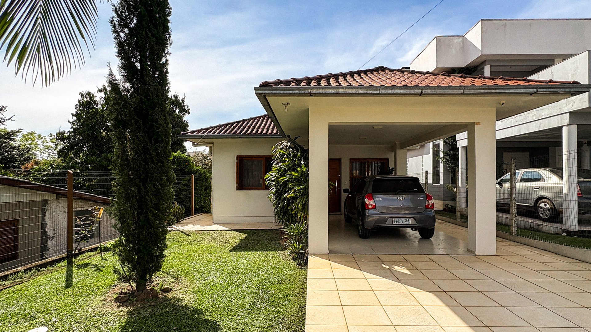 Casa com 2 dormitórios e suíte no Bairro Margarida 