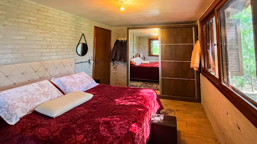 Chácara no Country com 2 dormitórios, suíte, piscina e sauna - Foto 10