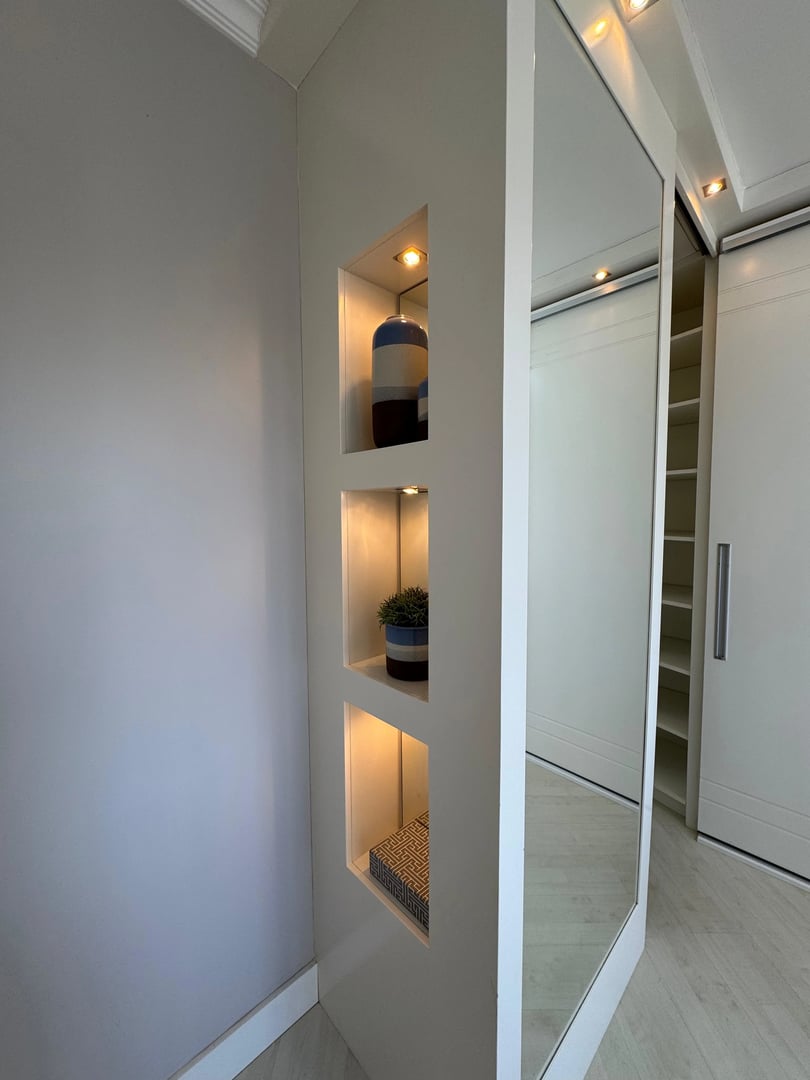 Apartamento no Centro com 3 dormitórios, sendo 1 suíte. - Foto 8