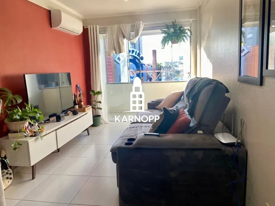 Apartamento em frente ao shopping com 2 dormitórios - Foto 6