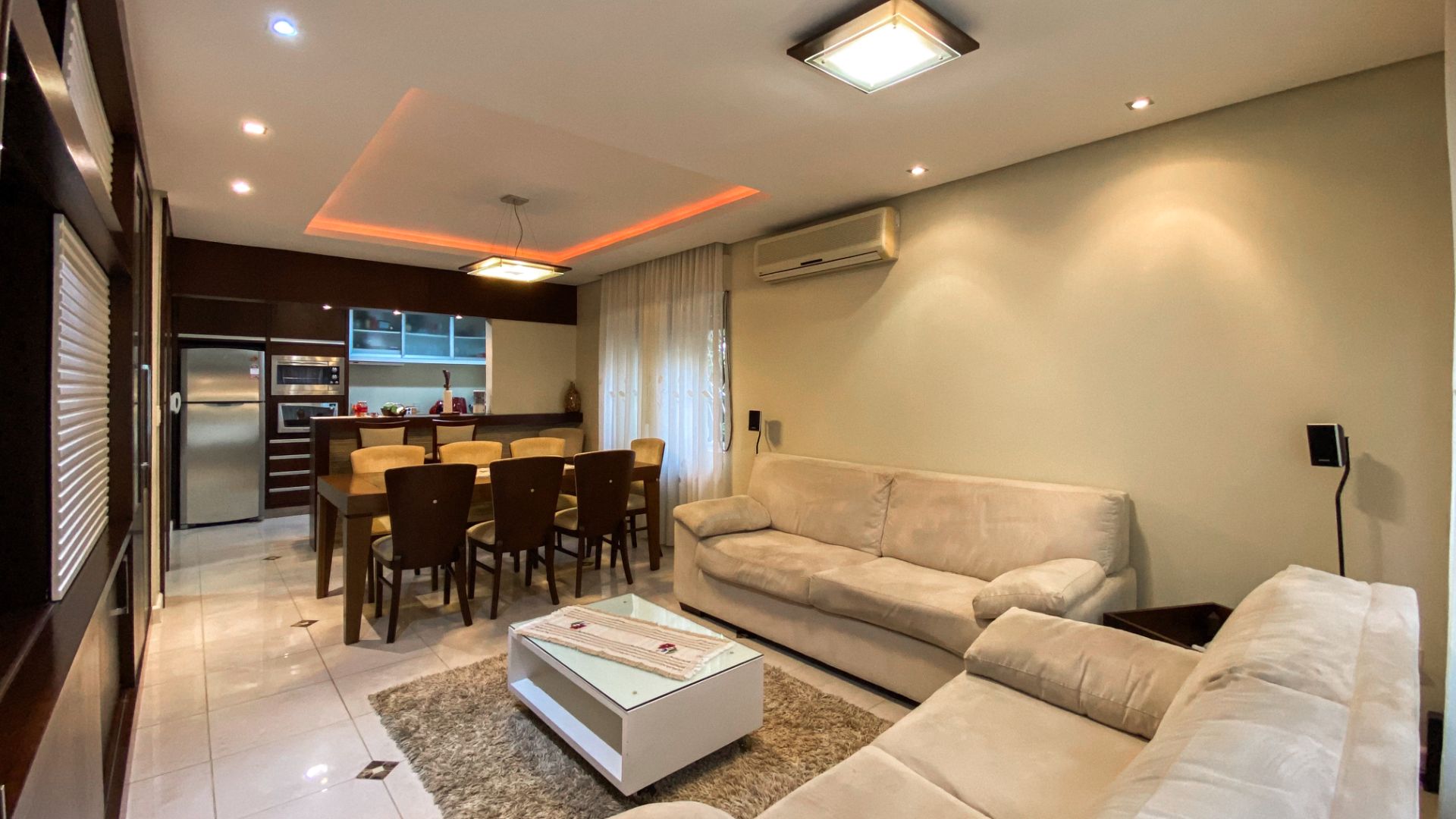 Casa na Independência com 3 dormitórios e piscina - Foto 7