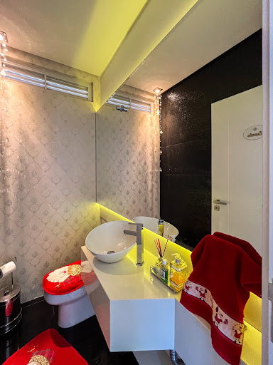 Casa no Goiás com 3 dormitórios, closet e piscina - Foto 15