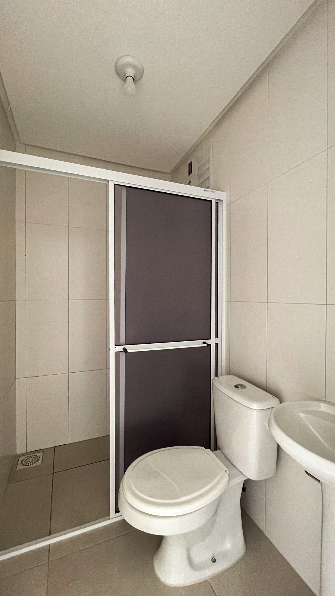 Apartamento no Universitário com 2 dormitórios e suíte - Foto 11