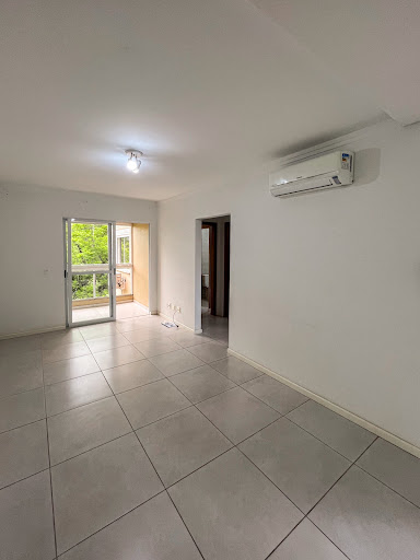 Apartamento no Centro com 2 dormitórios e suíte - Foto 6