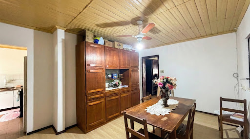 Casa no Higienópolis com 3 dormitórios e pátio amplo - Foto 5