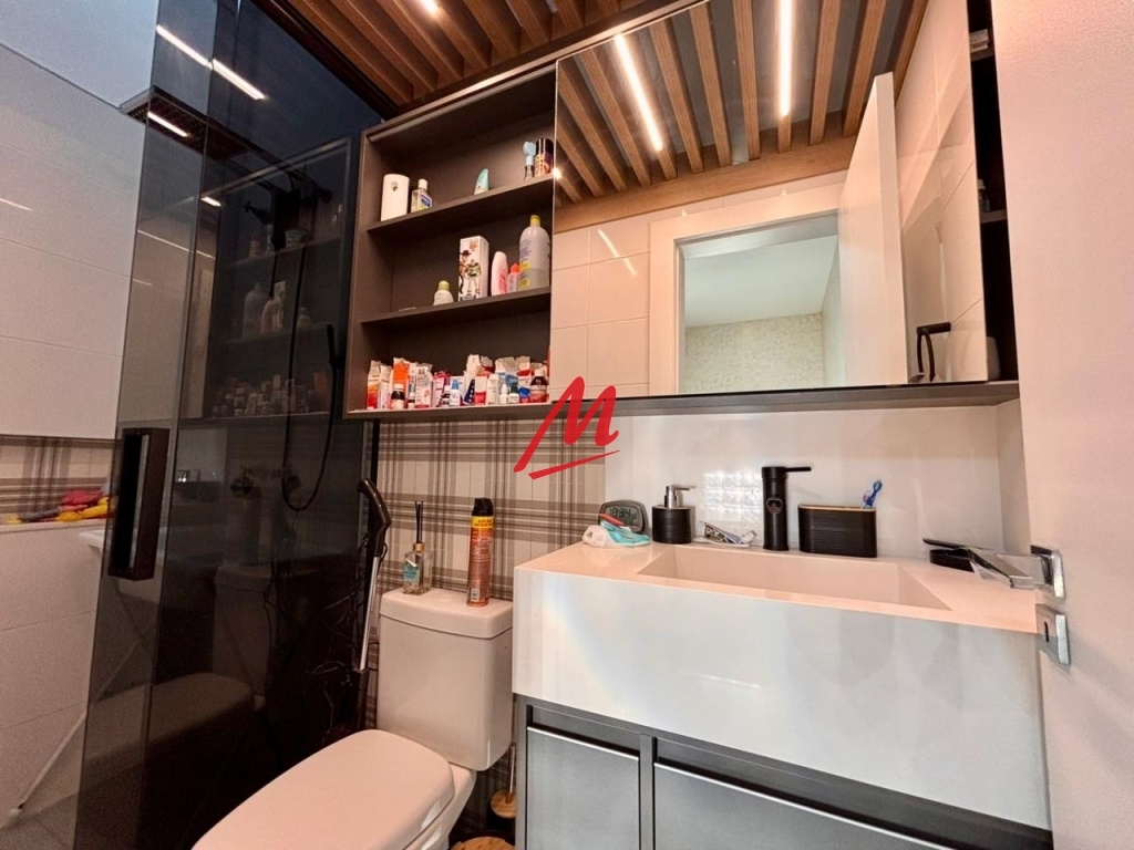 Belíssimo duplex com pátio - Foto 21