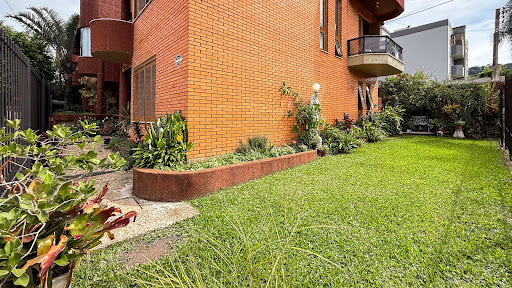 Duplex no Santo Inácio com 3 dormitórios e pátio amplo - Foto 5