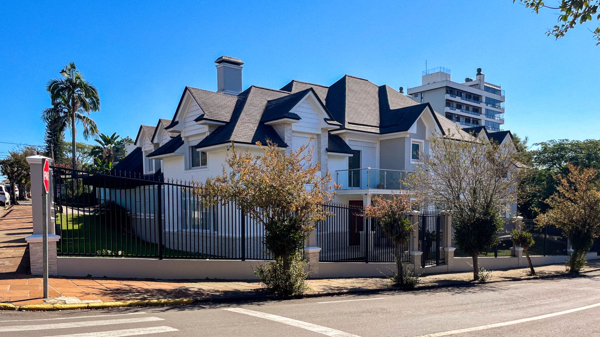 Casa no Higienópolis com 5 Suítes