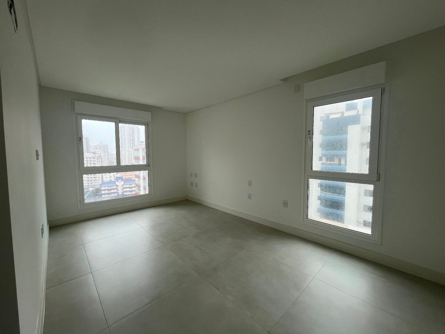Apartamento no Edifício Camboas Residence à venda em Balneário Camboriú — foto 14