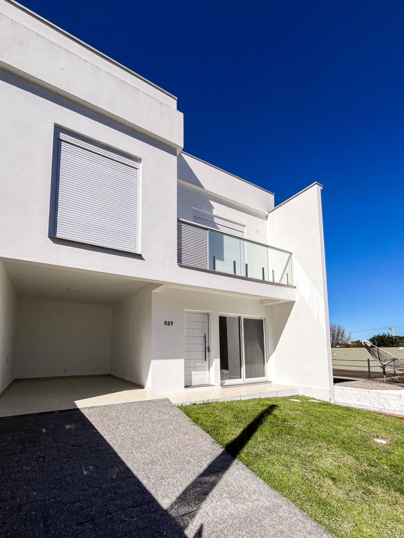 Triplex de 2 dormitórios no Bonfim com pátio