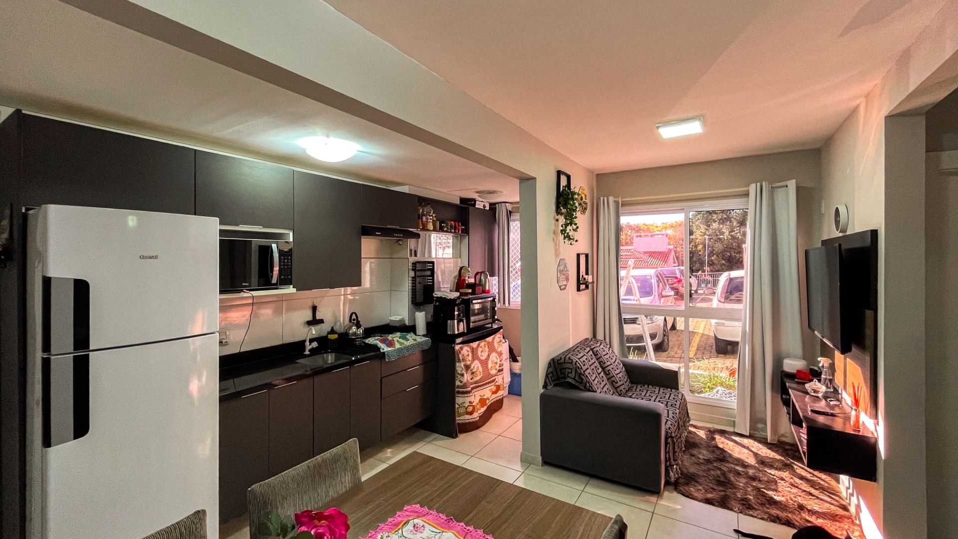 Apartamento no Alto Paraíso com 2 dormitórios