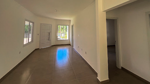 Casa no Green Village com 3 dormitórios, Suíte e Piscina - Foto 7