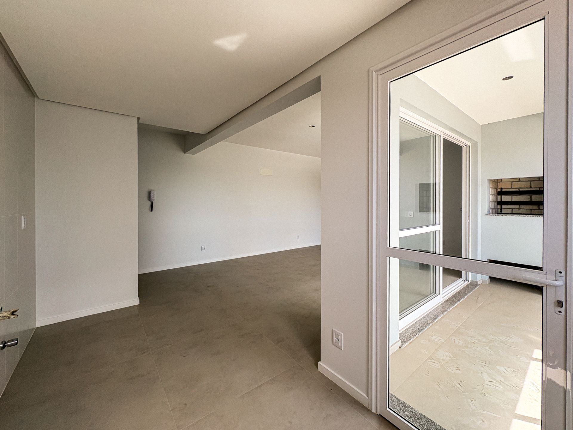Apartamento no Edifício Gaudí com 2 dormitórios, 1 suíte - Foto 16