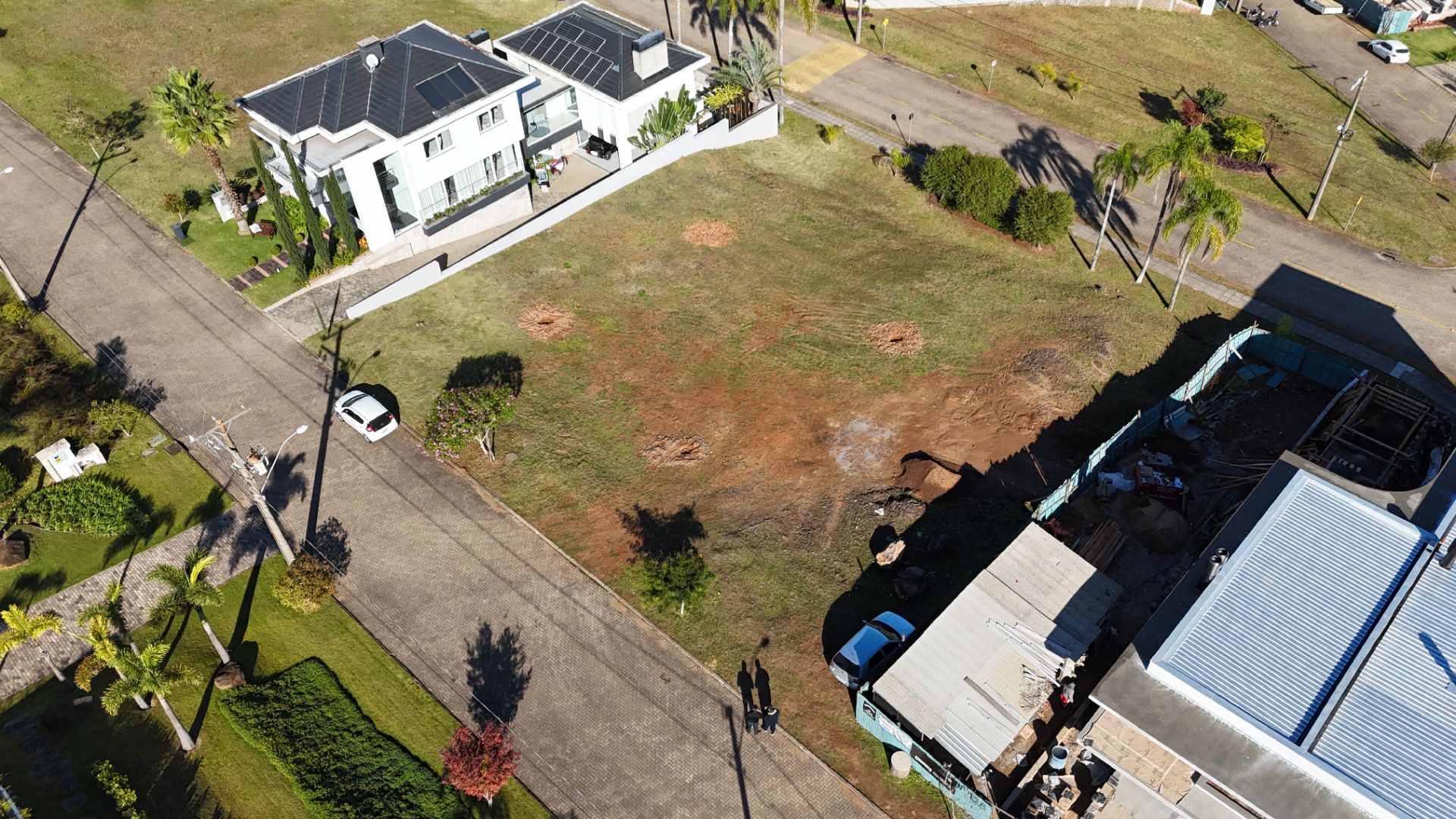 Terreno no Condomínio Serra Azul com 497 m² - Foto 3