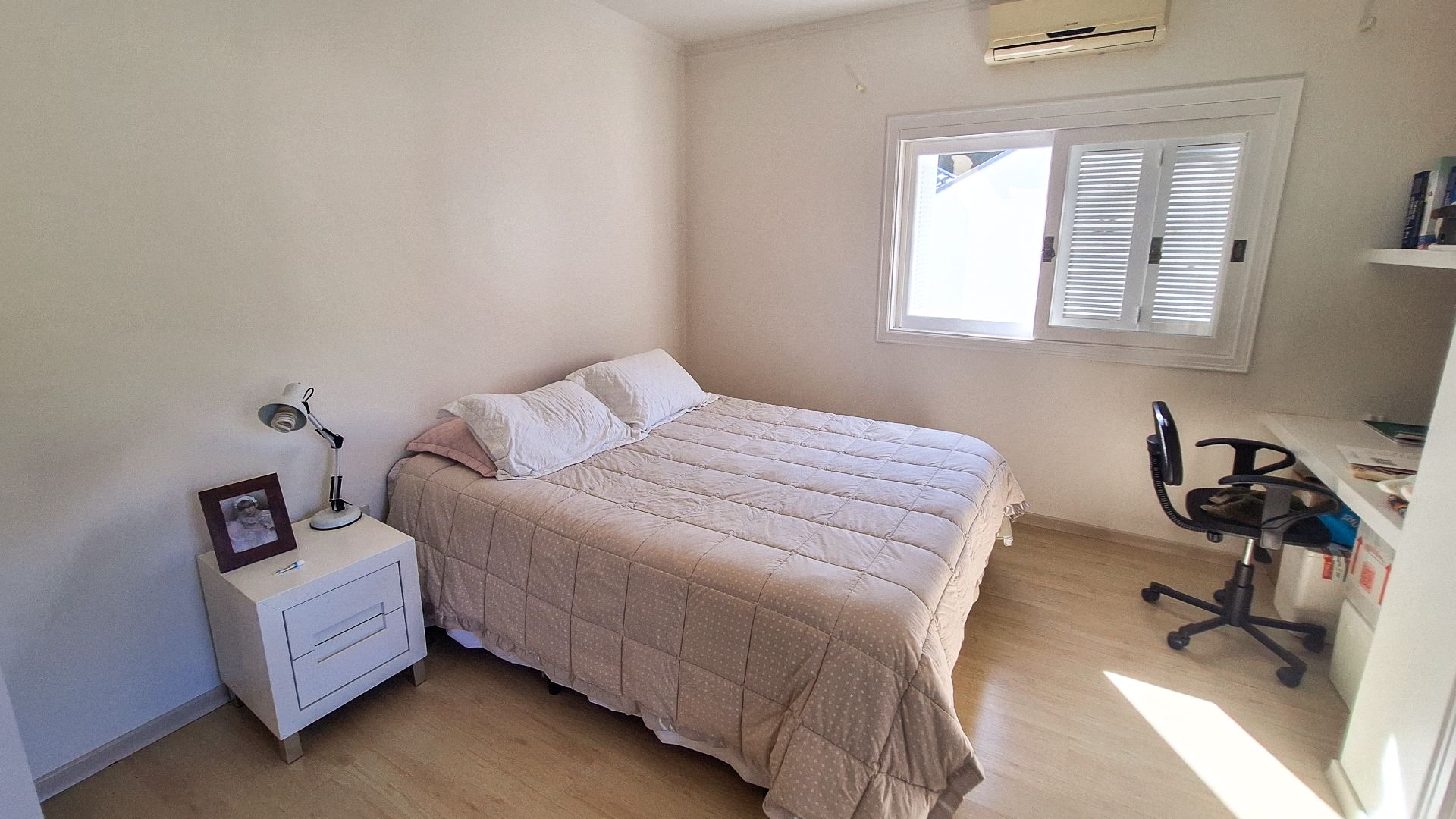 Casa no Santo Inácio com 3 dormitórios e pátio com piscina - Foto 24