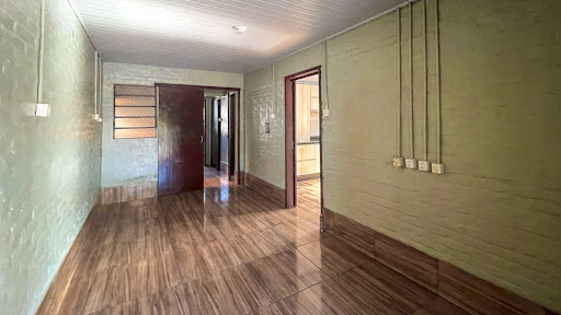 Casa no Santa Vitória com 2 dormitórios e pátio com piscina - Foto 11