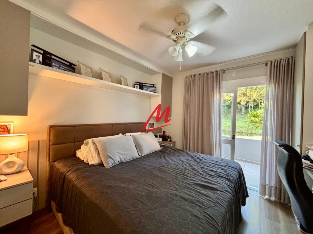 Belíssimo duplex com pátio - Foto 15