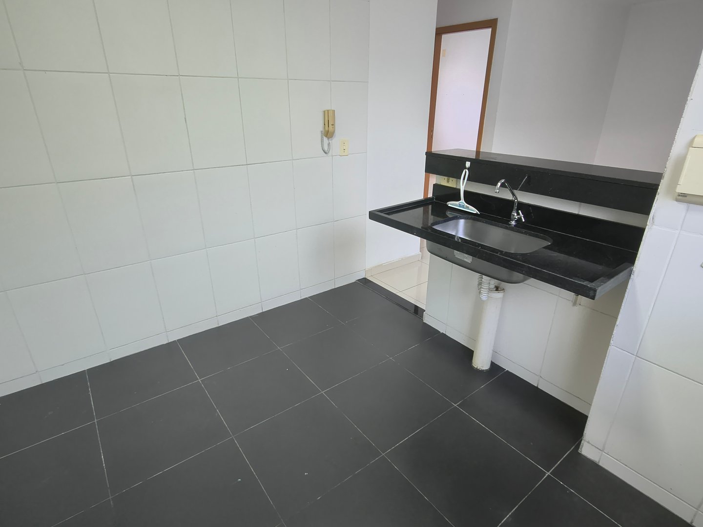 Apto de 2/4-Candeias - Locação - Foto 8