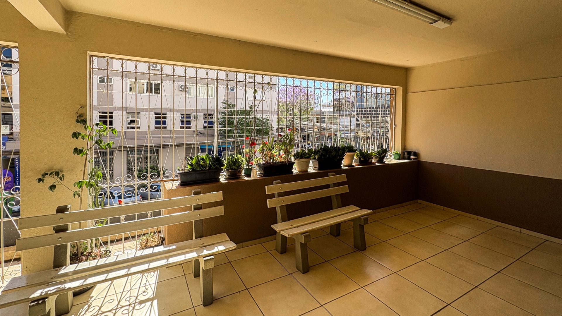 Apartamento no Edifício Tirol com 2 dormitórios, sendo 1 suíte - Foto 18