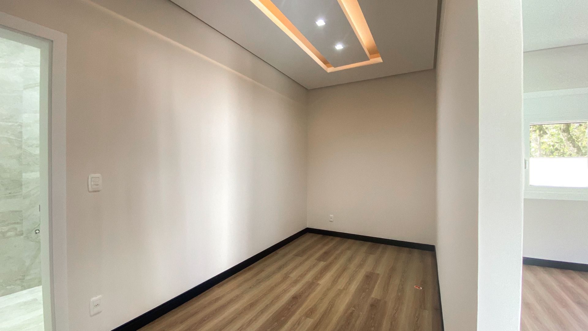 Casa no Country com 3 suítes, piscina e 272m² - Foto 13